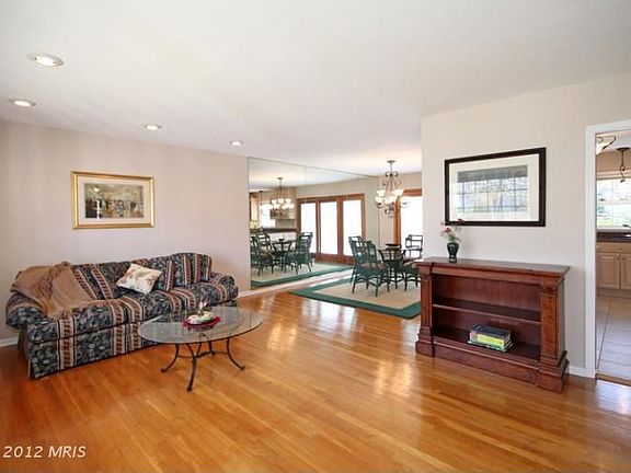 5th image of 5012 Stone Haven Dr