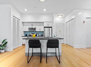 4 Beacon Way #211R, Jersey City, NJ 07304