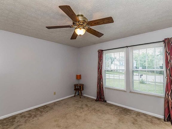 2nd image of 6474 Glen Ct