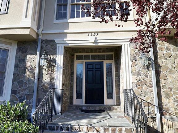 4th image of 3237 Foxvale Dr