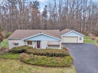 538 Glenview Ct, Webster, NY 14580