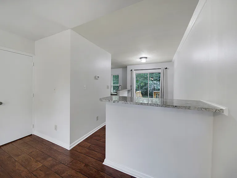 8105 Circle Tree Ln — Photo 8