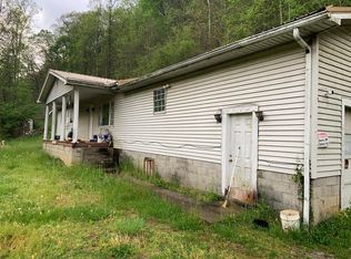 1871 Collins Hwy, Pikeville, KY 41501