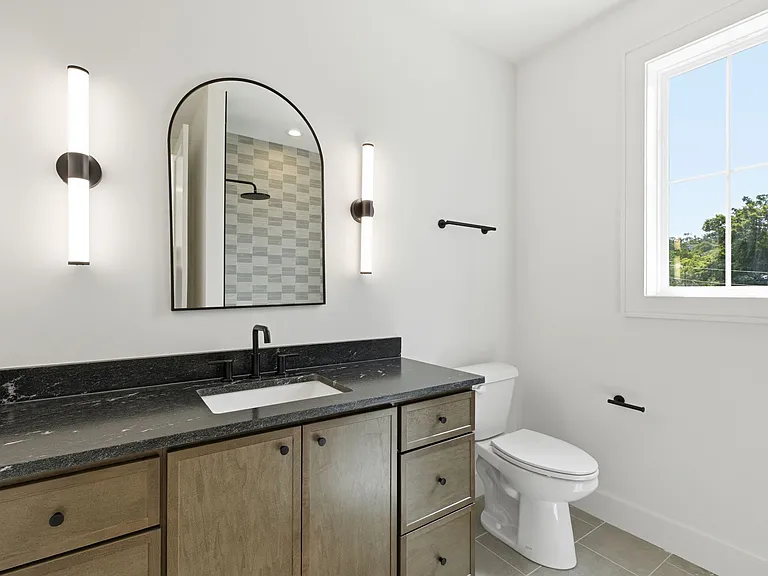 1703B Jeans Ct — Photo 25
