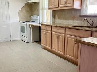 42 Kent Rd #1, Island Park, NY 11558