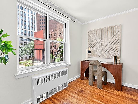 4th image of 30 Monroe Pl APT 3A