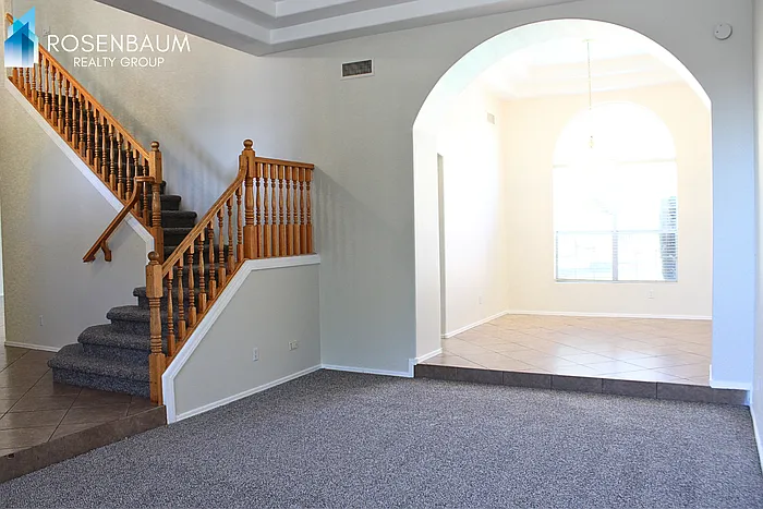 4632 E Harwell St — Photo 3