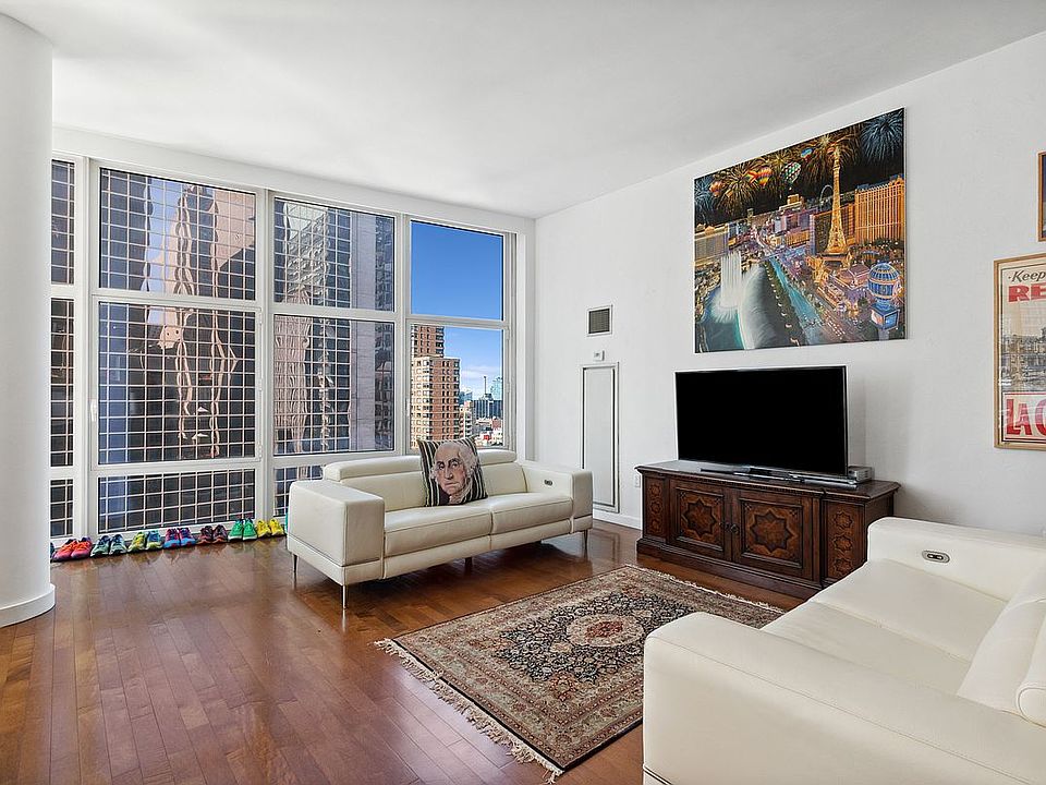 1st image of 1600 Broadway Unit Ph6c