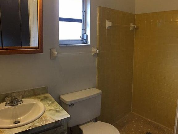 5th image of 10338 Kapok Ct