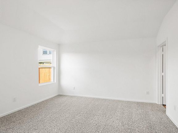 5th image of 13059 Sorrento Bay Dr