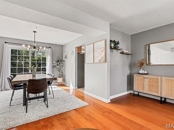 5th image of 1912 Springtree Dr