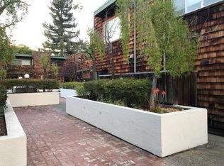 645 Forest Ave, Palo Alto, CA 94301