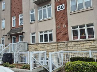 50 Turntable Cres #58-02, Toronto, ON M6H 4K9