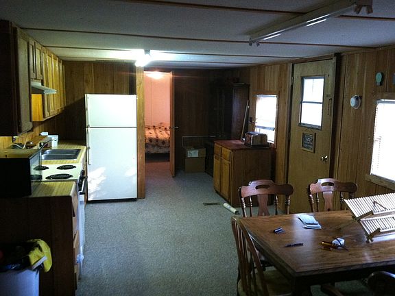 3rd image of 7903 Spring Creek Dr