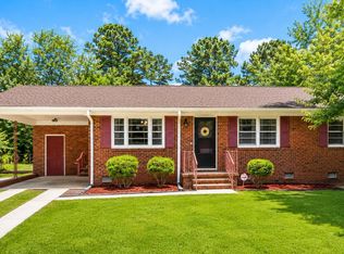 5233 Butternut Dr, Fayetteville, NC 28304