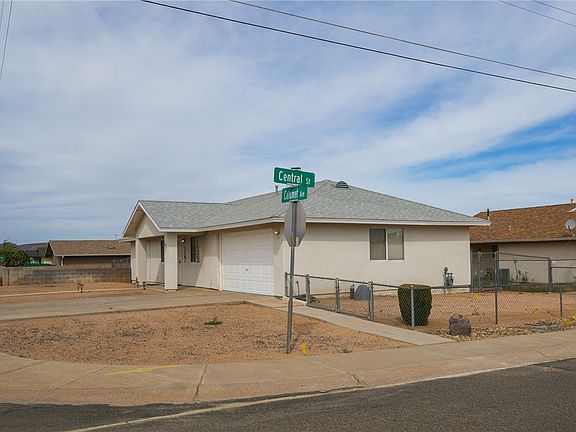 5th image of 3247 Calumet Avenue