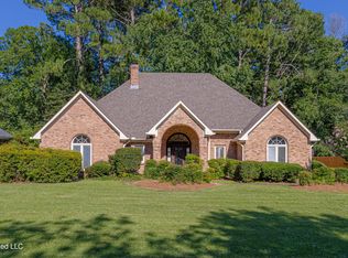 45 Redbud Ln, Madison, MS 39110