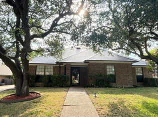 5005 Montego Bay Dr, Irving, TX 75038