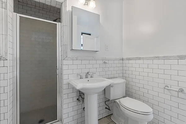 Rented by MNS | media 19