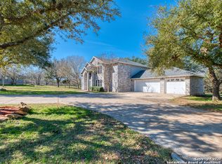 3303 Triple Mdws, China Grove, TX 78263