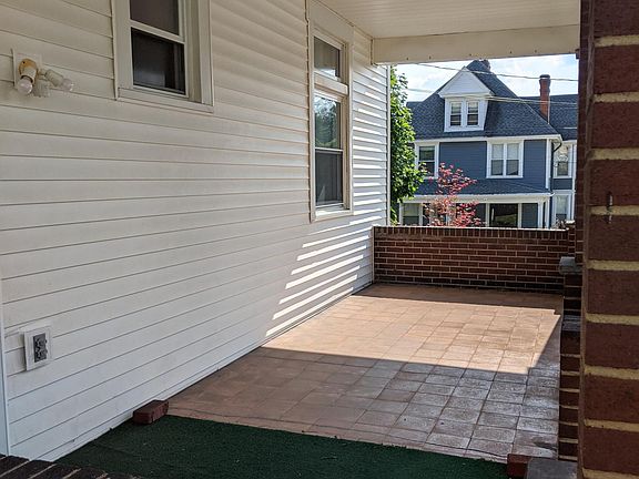 4th image of 16 Clopper St APT 1