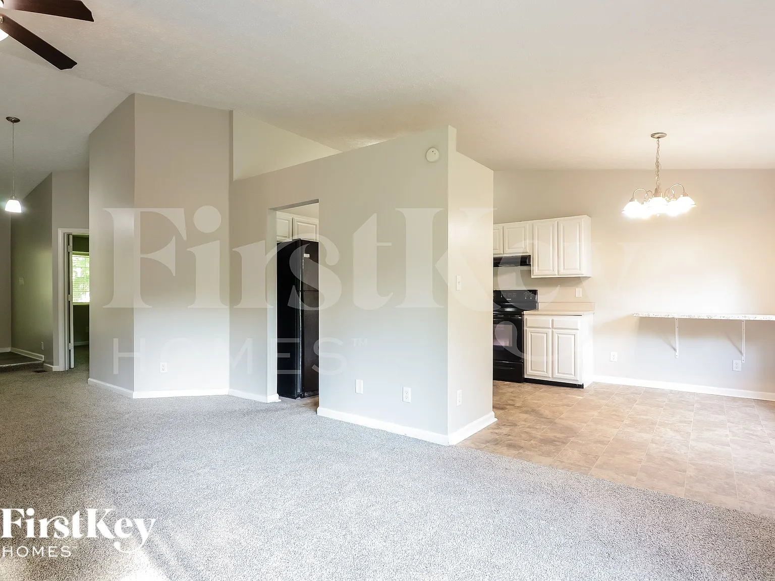 3 bed, 2.0 bath, 1300 sqft, $1,985 — Photo 3