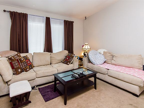 3rd image of 4030 Porte La Paz Unit 95