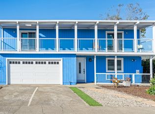 1017 Dwight Ave, Half Moon Bay, CA 94019