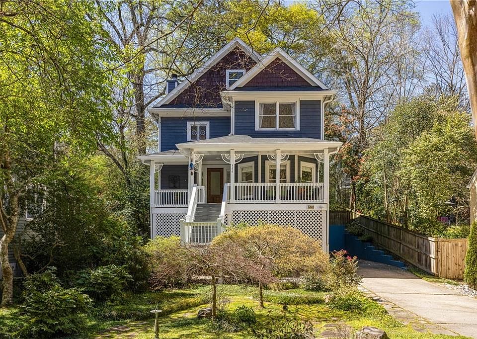 1st image of 586 Harold Ave NE