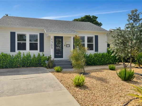 1305 N Palmway, Lake Worth Beach, FL 33460
