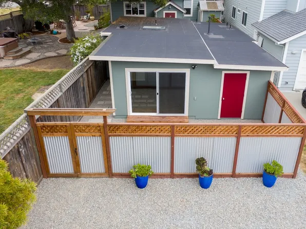 2811 Center St #B, Soquel, CA 95073