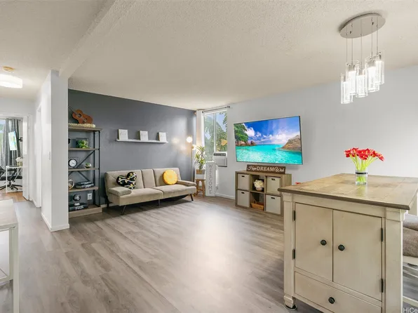 95-644 Hamumu St APT H202, Mililani, HI 96789