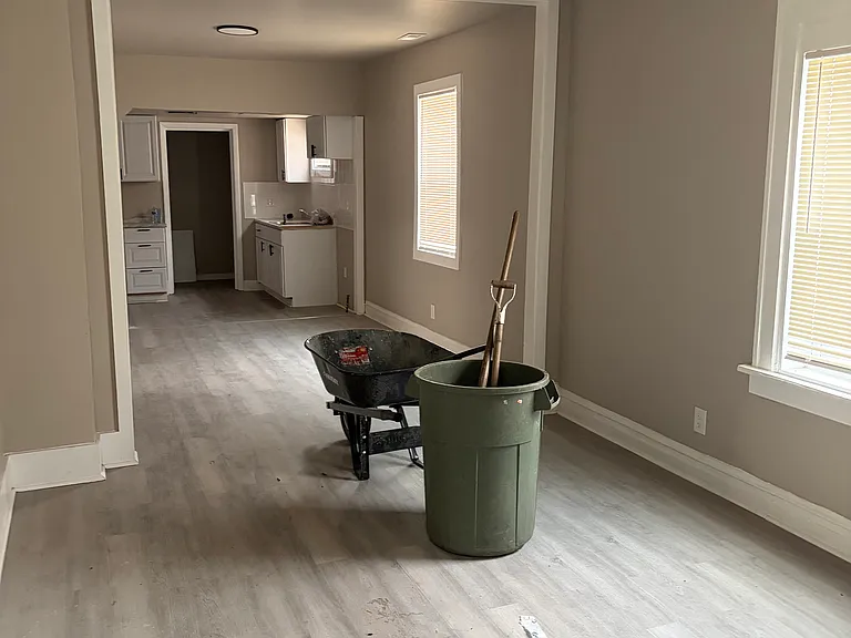 1451 W 17th Ave #1 — Photo 5