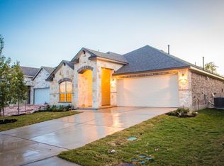 725 Schefer St, Leander, TX 78641