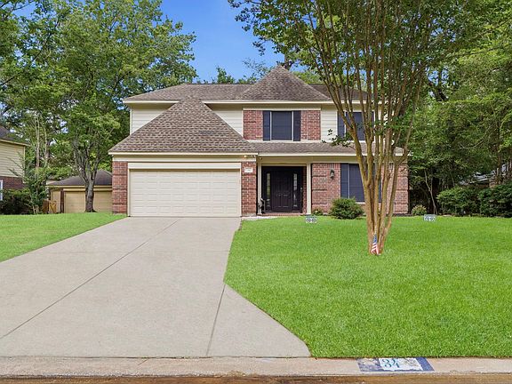 3rd image of 34 Firethorn Pl