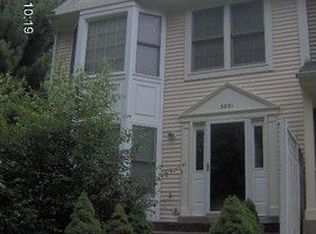 3831 Salemway Ct, Woodbridge, VA 22192