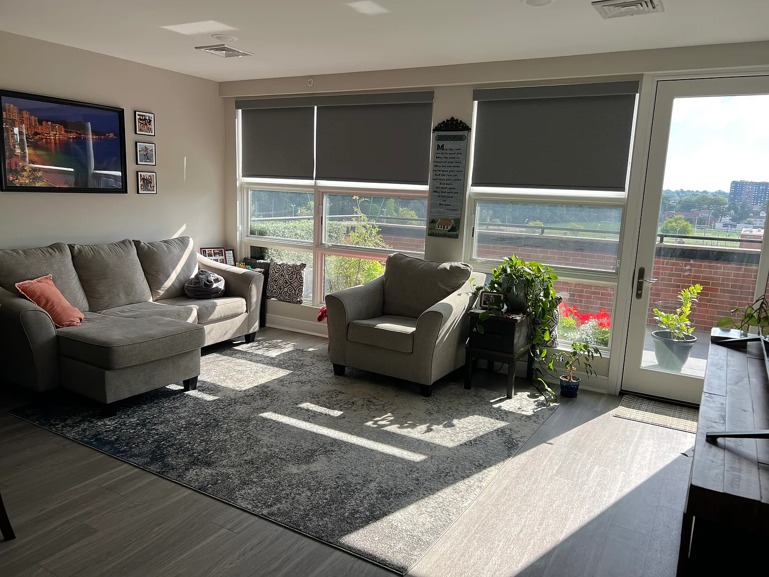 2 bed, 1.5 bath, $3,275 — Photo 3
