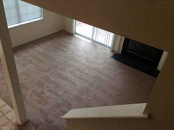 5th image of 131 Creekstone Dr