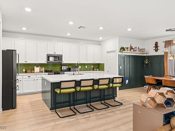 5th image of 10182 Skye Castle Dr