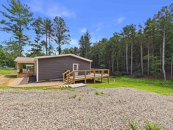 3rd image of 246 Wood Ln