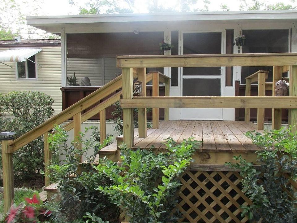 Front View of Apartment