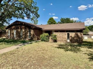 2400 Flare Ct, Midland, TX 79705