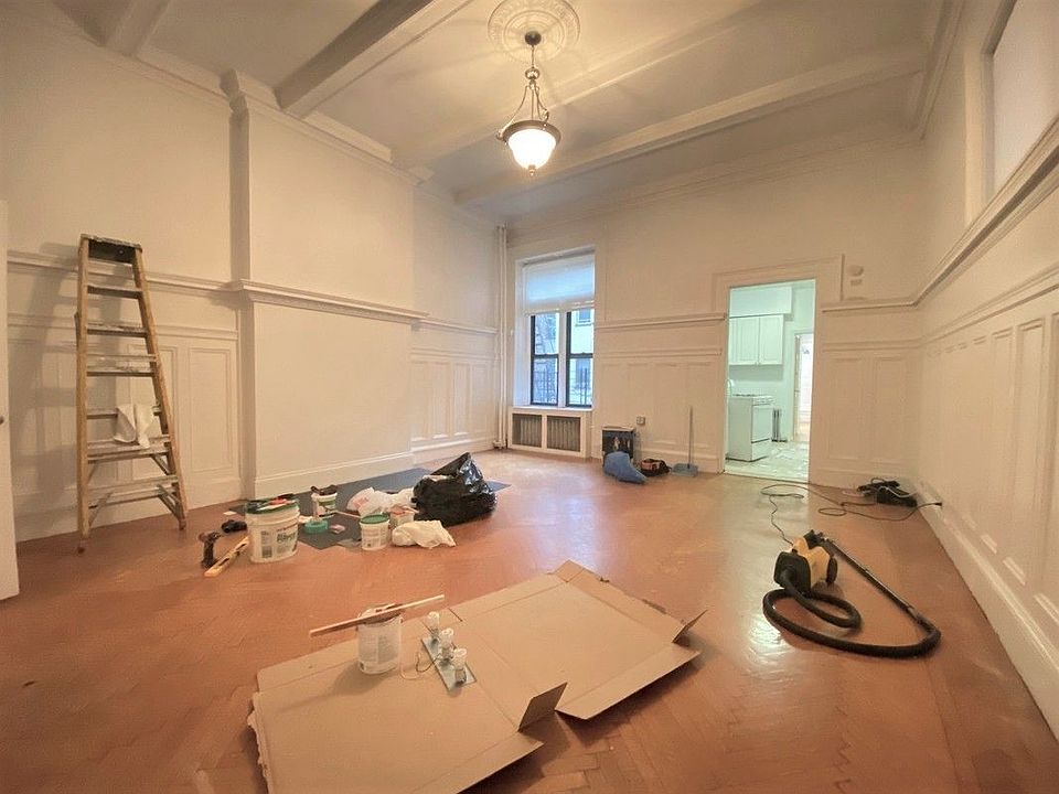 1st image of 303 W 106th St APT 5