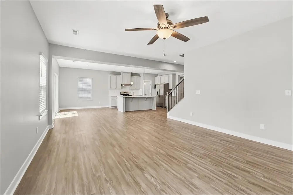 4 bed, 2.5 bath, 2114 sqft, $2,240 — Photo 1