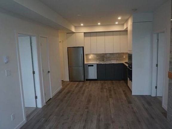 5th image of 11641 227th St #507