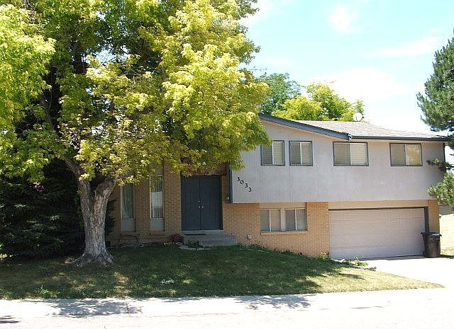 2nd image of 3033 S Xanthia St