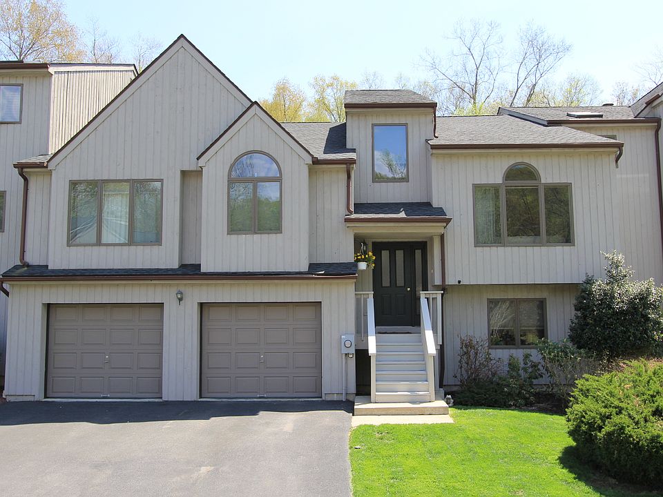 1st image of 61 Driftwood Dr
