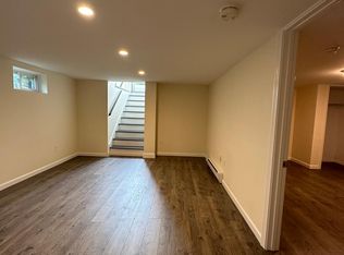 12 Grant St, Wareham, MA 02571