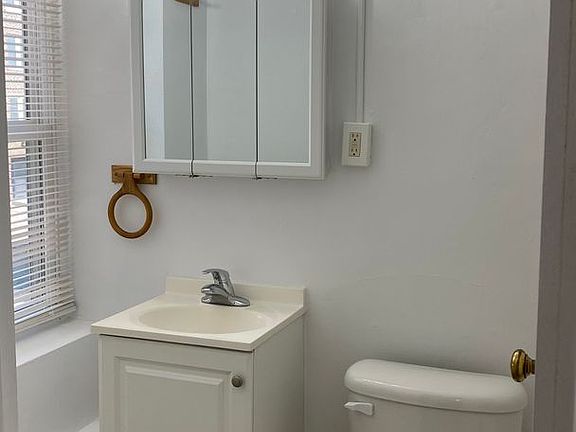 5th image of 3421 Emerson Ave S #29-203