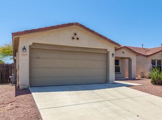 9416 E Grapevine Spring Pl, Tucson, AZ 85710